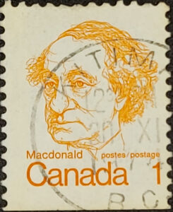 MACDONALD/POSTES/POSTAGE CANADA 1